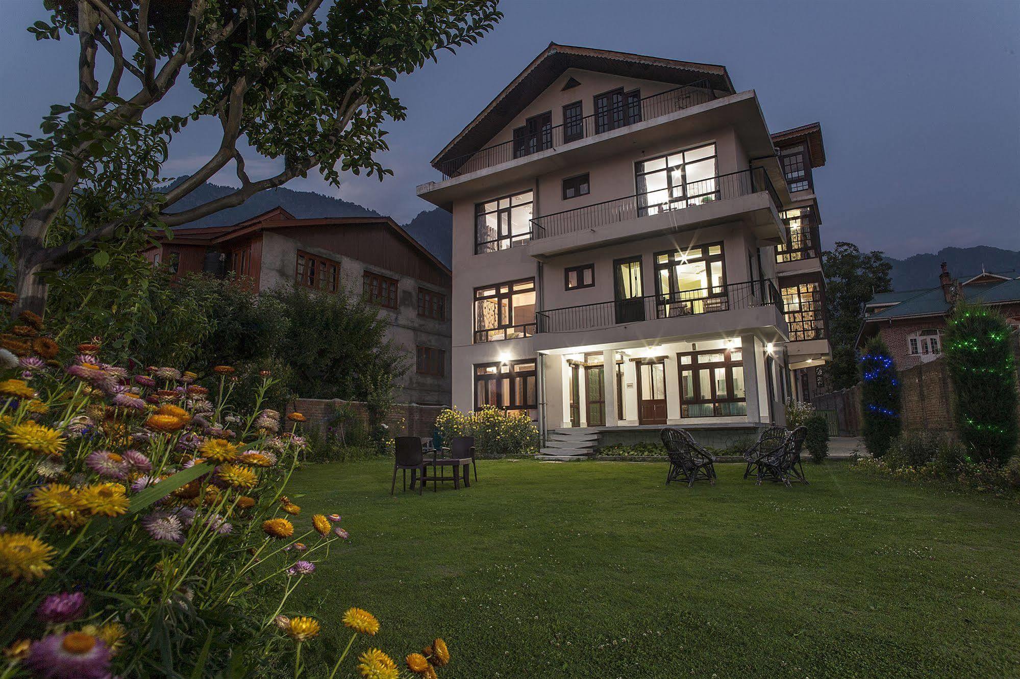 Sheesha Residency Hotel Srinagar  Luaran gambar